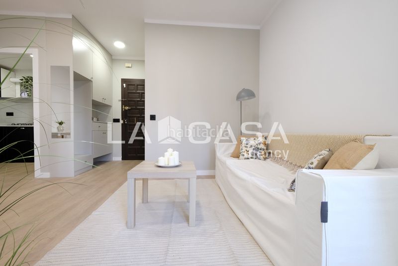 Foto eb57c329-bf5b-4da8-b1b5-7a85f9b23218. Pis a Vilapicina - Torre Llobeta Barcelona