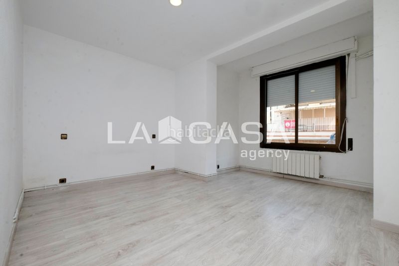 Foto e27583da-68fb-470f-800f-2564ce71c201. Pis a Vilapicina - Torre Llobeta Barcelona