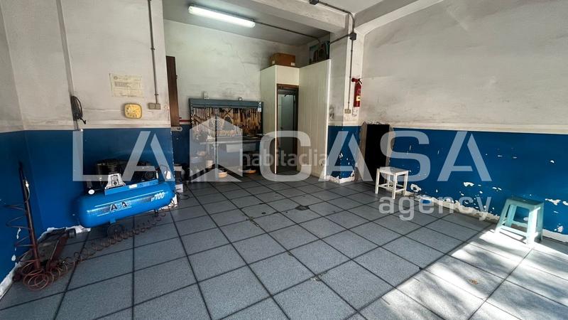 Foto ab1af82c-b8fc-41fd-9bc0-db70bd72aa1e. Local comercial a La Verneda - La Pau Barcelona