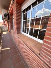 Flat in Ca n´Oriol. 3 habitaciones, 2 baños  y parquing en can oriol