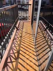 Flat  De castella. Piso en saltó, 2 hab,luminoso, exterior