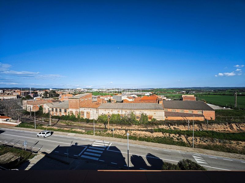 Foto b93686b5-f2ef-49e6-b156-d66839df0d0a. Casa adossada amb calefacció aparcament a Calaf