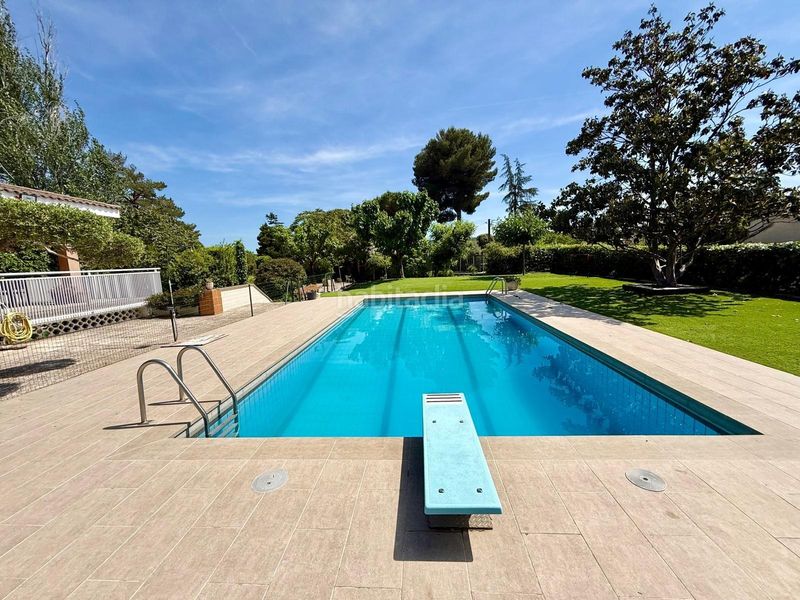 Foto 618fa259-beed-4cb2-92ef-6df59db71c02. Chalet avec chauffage parking piscine dans Torre de Claramunt (La)