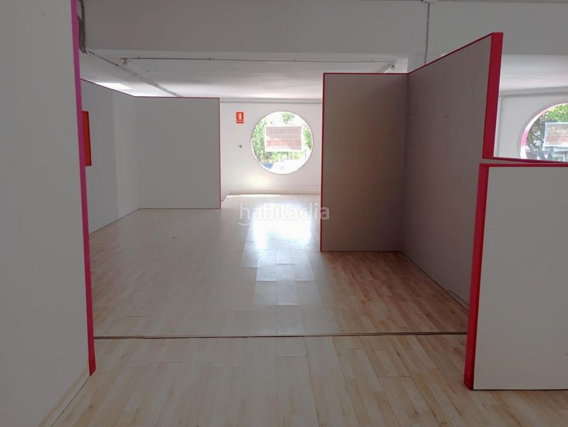Foto 132418e4-d425-47c2-98f7-f5090c7f5fe2. Local comercial a Llevant Igualada