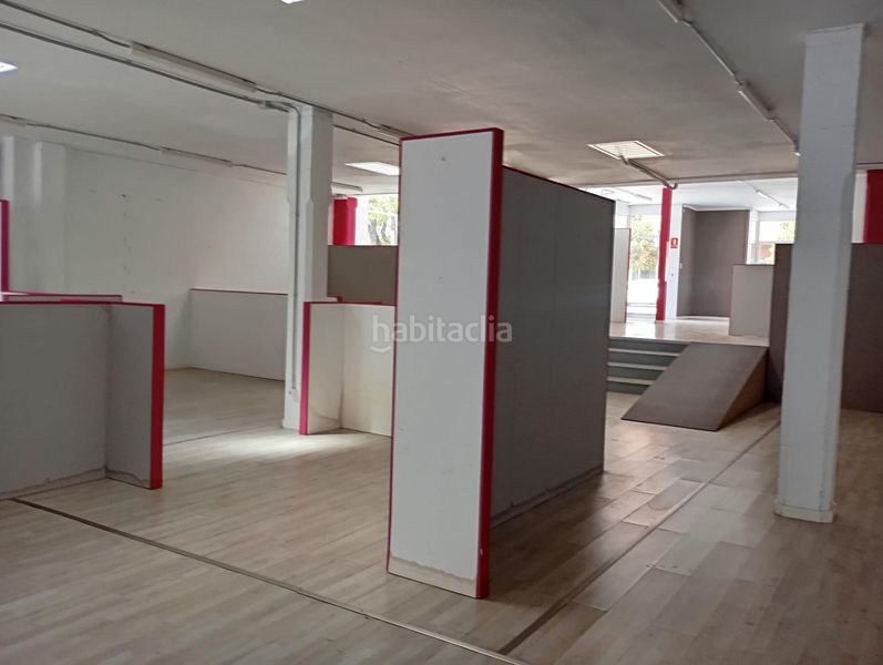 Foto efd5ec0a-b99d-48cd-bde1-b2c109629daf. Local comercial a Llevant Igualada