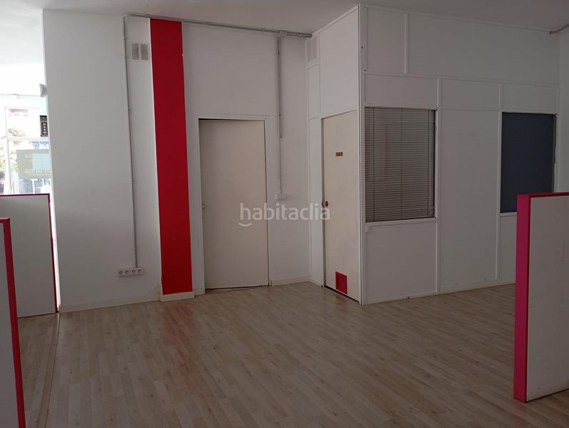 Foto fc3897b9-5ad0-49de-8795-f0a7deae02f8. Local comercial a Llevant Igualada