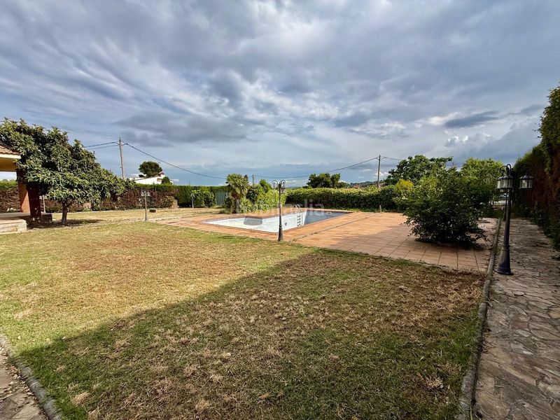 Foto ea7e1367-c63c-4277-9806-8b3bd4fdfb6c. Xalet amb calefacció aparcament piscina a Bruc (El)