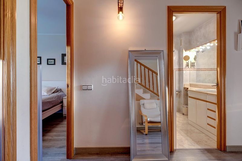 Foto 0b9a8c55-90c5-484d-9ff8-2356049dd3f9. Casa adossada amb calefacció aparcament a Les Comes Igualada