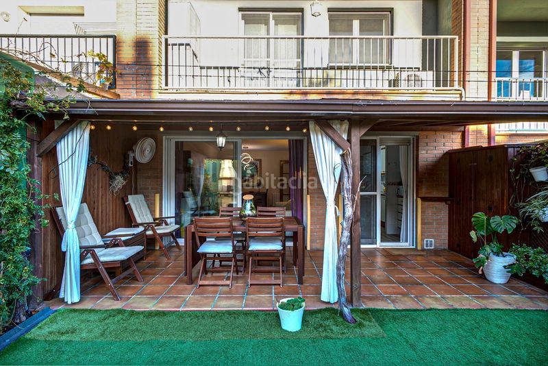 Foto 93d58430-da09-4896-8d25-a65f3da9ba90. Casa adossada amb calefacció aparcament a Les Comes Igualada