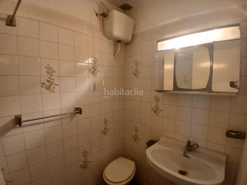 Foto c3b27127-097c-4762-a511-f213791f2289. Edifici a Centre Igualada
