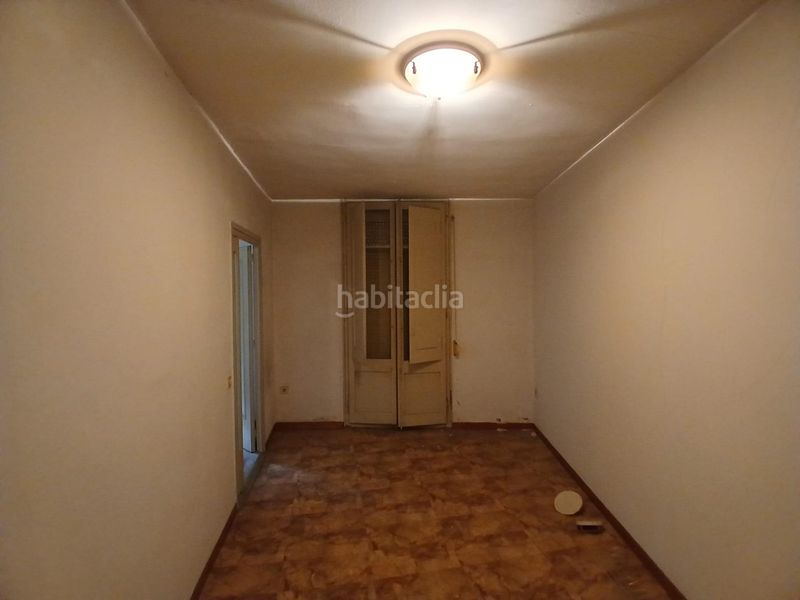 Foto e88d5427-6326-4967-91bc-cc0f8a8785e3. Edifici a Centre Igualada