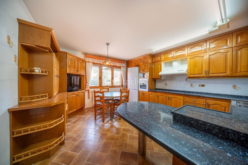 Foto e6cf63a3-ad3d-40cf-91d8-c4961be6d6bc. Casa amb calefacció aparcament a Calaf