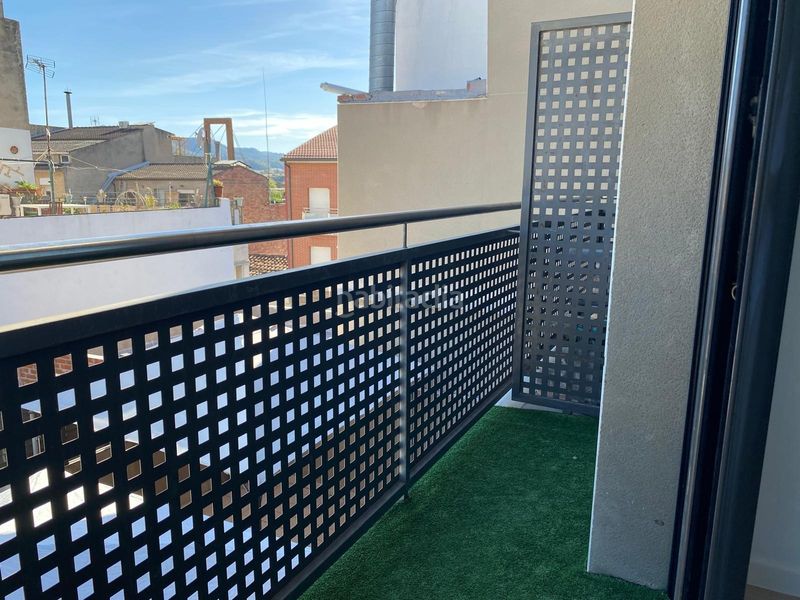 Foto b0400d40-31f8-4088-ba73-40139e98dec1. Duplex con riscaldamento in Ponent - Set Camins Igualada