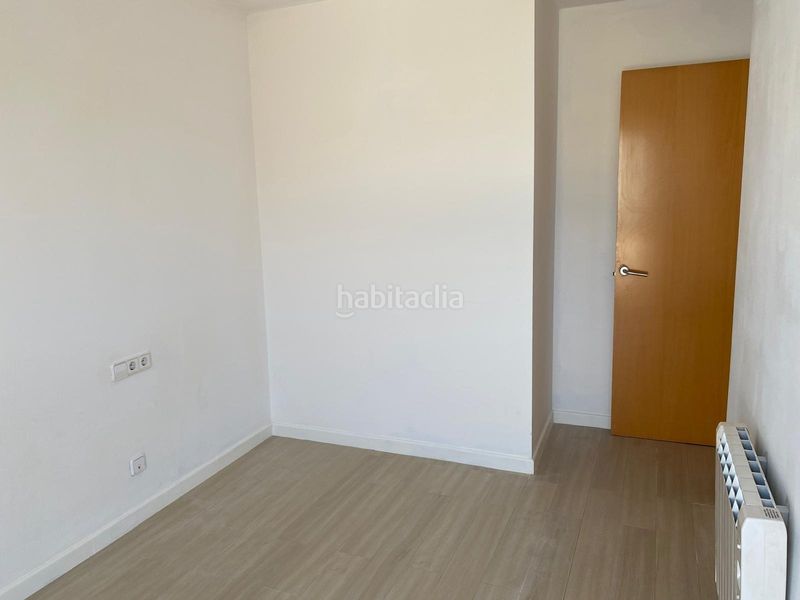 Foto e2959a96-6eb3-4512-80ad-3d245c8ea703. Duplex con riscaldamento in Ponent - Set Camins Igualada
