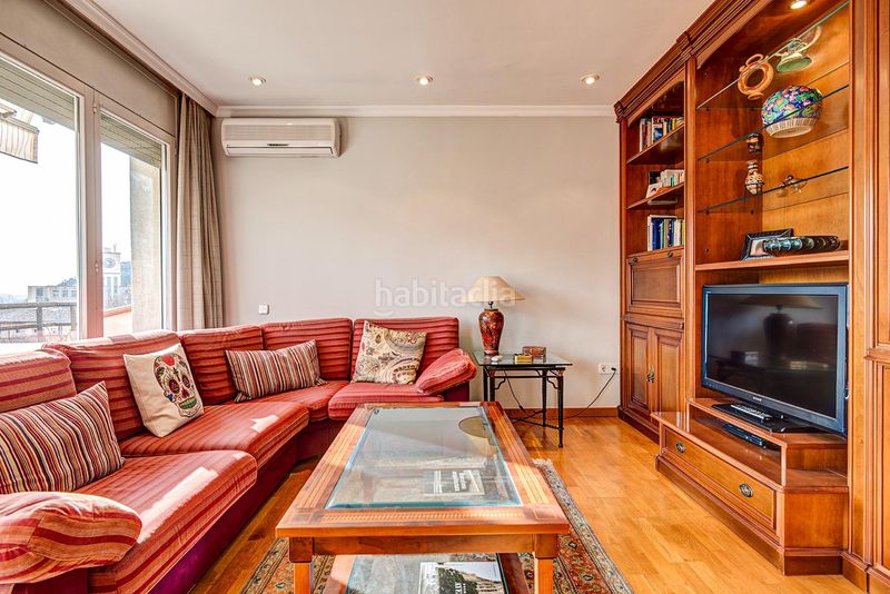 Foto 6ca5a401-4d32-40ce-92ab-7f0ad5d2ad22. Dúplex espectacular duplex al passeig en Capellades