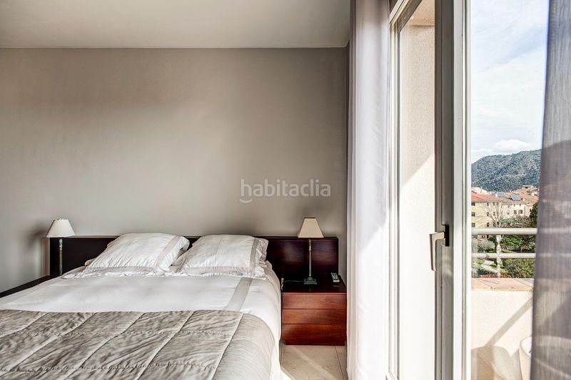 Foto cf184ac1-137a-4707-be1b-c2cfbc7ecf8f. Dúplex espectacular duplex al passeig en Capellades