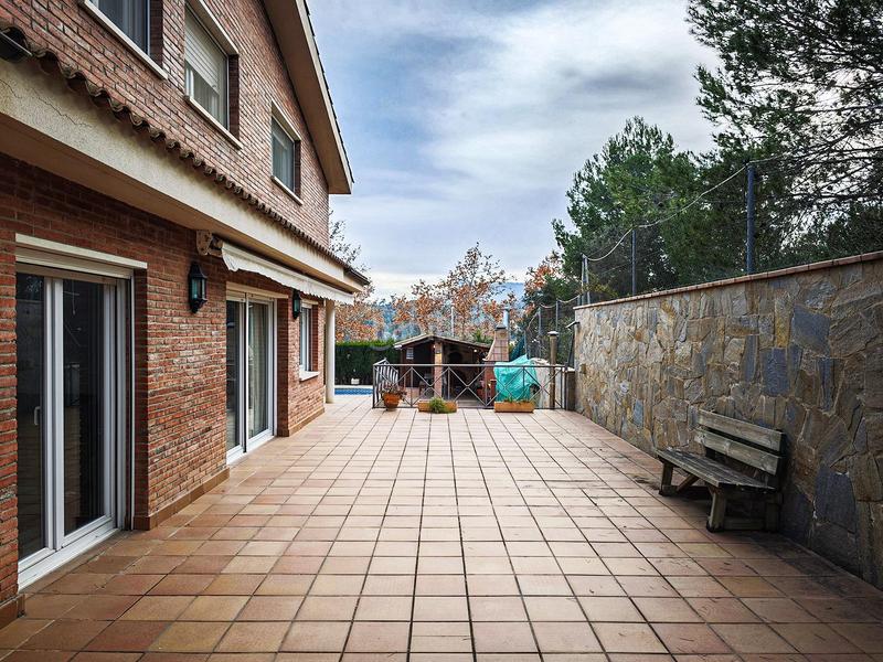 Foto 93ae7b62-d98a-4bcd-8d35-f4bd9862b5c8. Chalet con riscaldamento parcheggio piscina in Sesoliveres-Pla de la Massa Igualada