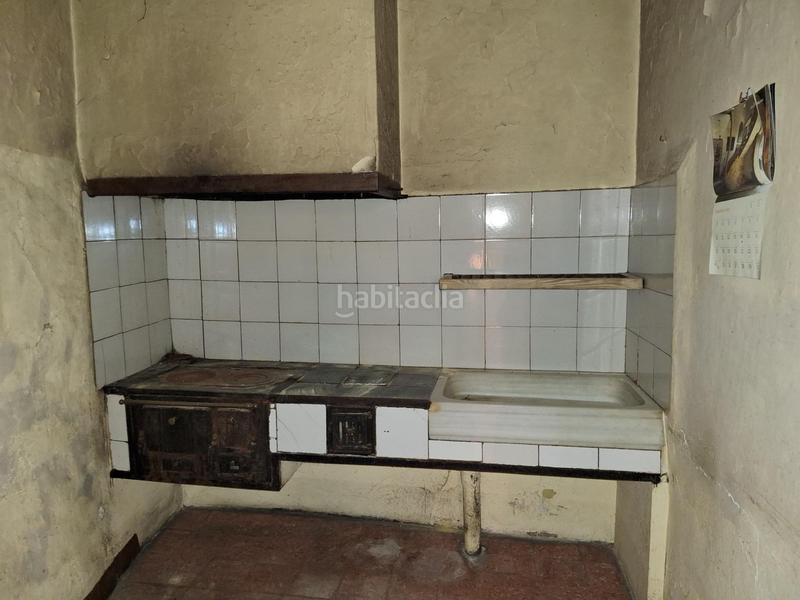 Foto 2bba6900-5c79-408b-aaae-f521b13bc1fc. Casa  en venta a al casc antic en Calaf