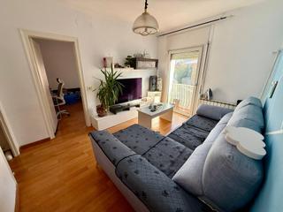 Etagenwohnung in Poble Sec. Pis en venda amb llogater a igualada