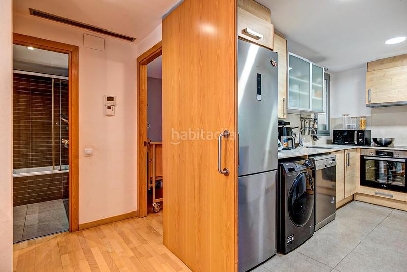 Foto b405936f-cf4d-40e9-8a90-51a0d57fc042. Duplex with heating parking in Centre Igualada