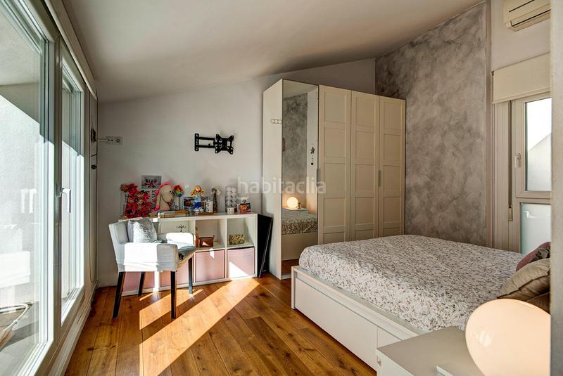 Foto db188559-ab5a-4511-8d21-ad131a3e6e25. Duplex with heating parking in Centre Igualada