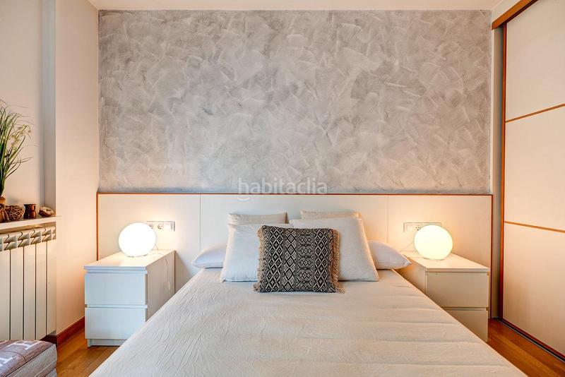 Foto fb0edcbb-142d-405a-85a9-9ef9201d8b70. Duplex with heating parking in Centre Igualada