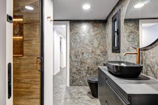 Planta baixa a Nou Eixample Nord. Planta baixa reformada al centre de tarragona amb acabats de gra