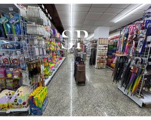 Traspàs Local Comercial a Riu Sud. Bazar en traspaso en riu, santa coloma de gramenet