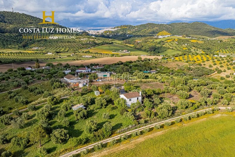 Foto 8a96b725-6967-4957-9f92-2eefde989f89. Haus mit heizung in Prado del Rey