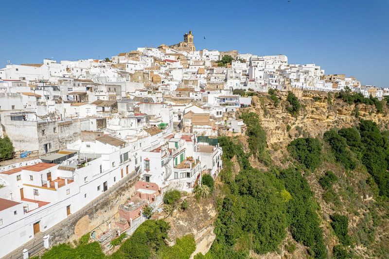 Foto 0e617e6d-4b7b-4676-84ee-598ad6b8f273. Casa amb aparcament a Arcos de la Frontera