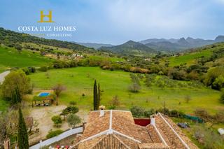Casa a Grazalema. Casa de campo en grazalema