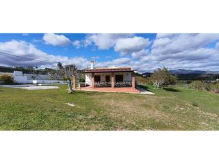 Chalet  Alberdina. Gran parcela de 10.000 mtrs2 con una vivenda de 300mtrs