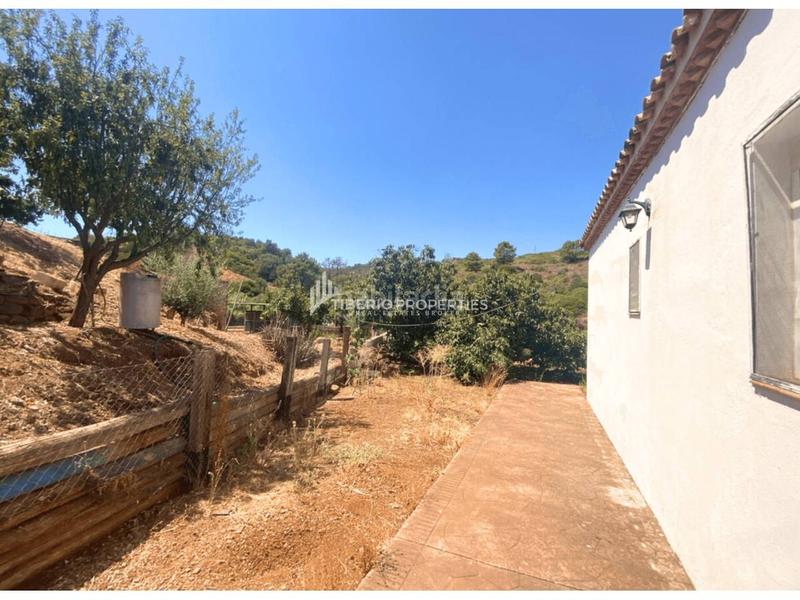 Foto 5c73a99b-cdc7-4917-9342-56887a076f07. Casa in alberdina 1 in Los Llanos Estepona