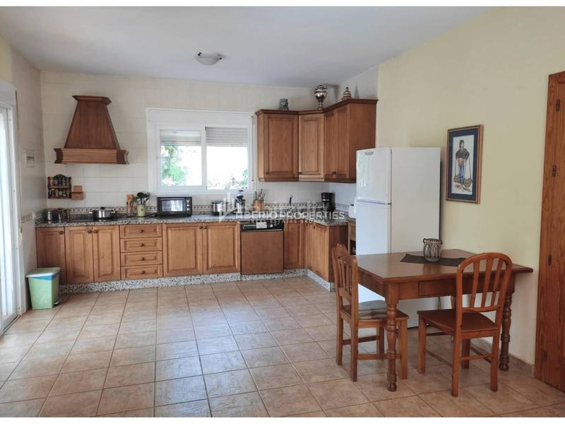 Foto e624a079-5cdb-4e2b-a006-2b799d51a335. Casa in alberdina 1 in Los Llanos Estepona