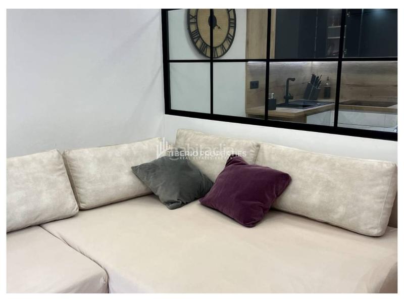 Foto 43c61454-14c7-43f8-bc0b-094c50dc422b. Estudio  reformado en primera línea de playa en Estepona