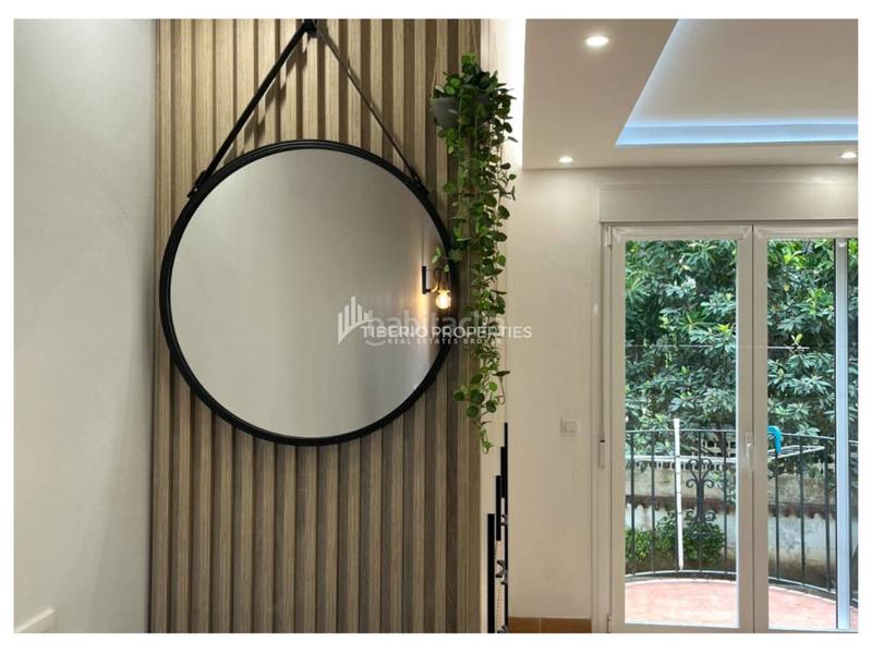 Foto c40729db-4629-4351-809c-40add534fea4. Estudio  reformado en primera línea de playa en Estepona