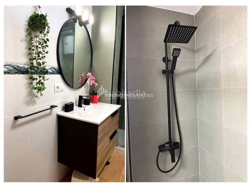 Foto cbe78659-433a-47cb-bf5b-66f50f76f758. Estudio  reformado en primera línea de playa en Estepona