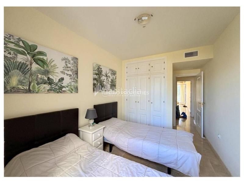 Foto 01e58258-d7bf-4f6f-8918-d8456f821055. Flat in granate 1 in El Castillo Manilva