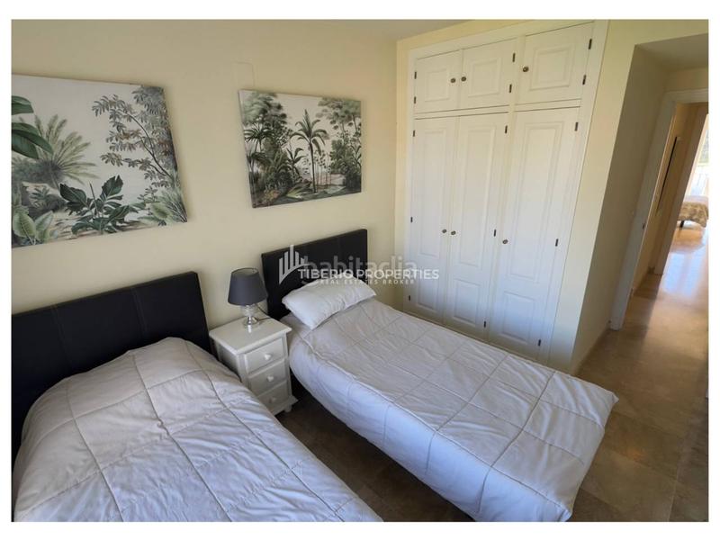 Foto 7c6ec7f6-9c46-4b4a-8e7e-1061f59cb7a3. Flat in granate 1 in El Castillo Manilva