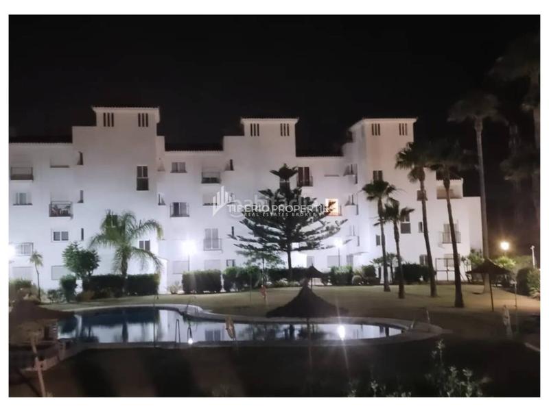 Foto 9e104d79-3da6-49d3-aede-e91e426d5892. Flat in granate 1 in El Castillo Manilva