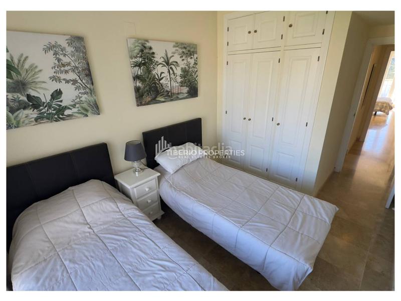 Foto aa8de2be-4ab8-4323-9883-4689e17a2b0e. Flat in granate 1 in El Castillo Manilva