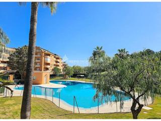Pis a Paz 1. Luminoso apartamento con gran terraza, vistas al mar, piscina y
