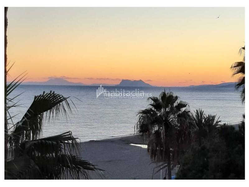 Foto 8f5c8104-1c27-4910-a861-c135c3a01cff. Pis a españa 3 a Centro Estepona