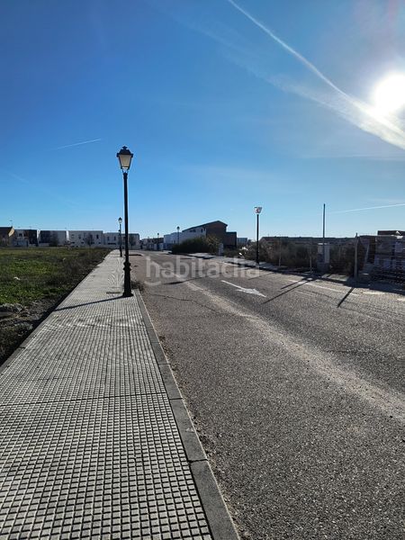 Foto ca42d7c0-ae63-4942-8c6e-a37b93efed8c. Terreny residencial a Carranque