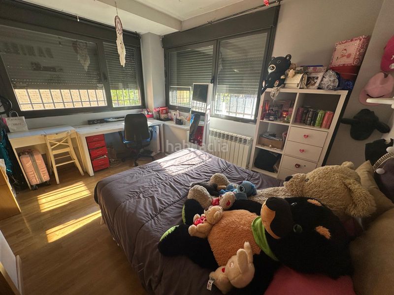 Foto 1d771c78-577b-48b8-9dd0-e8b42f877788. Xalet amb xemeneia calefacció aparcament piscina a Arroyomolinos