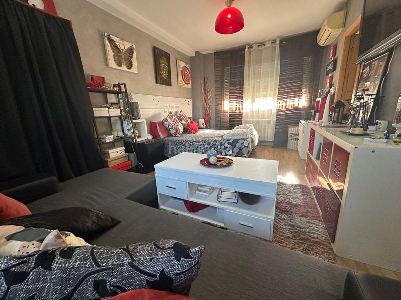 Foto 4f0c6feb-6ea5-4631-88ef-bd14b53fa3fe. Xalet amb xemeneia calefacció aparcament piscina a Arroyomolinos