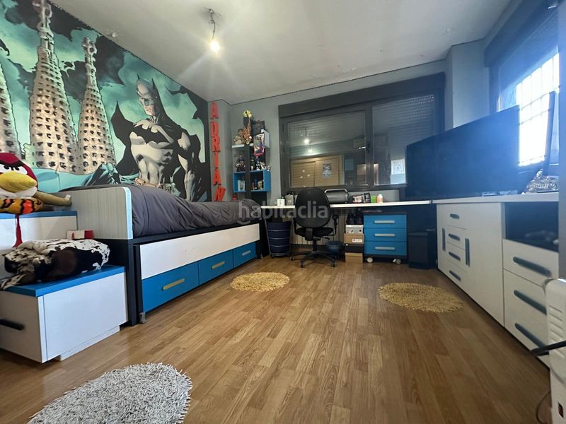 Foto 61cdccb4-0a2f-4bdd-9eb7-6c02750d1fb2. Xalet amb xemeneia calefacció aparcament piscina a Arroyomolinos