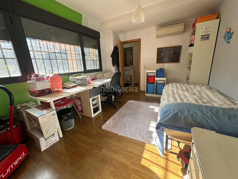 Foto 7158ec82-3f32-4758-90e4-d87c60bd76e5. Xalet amb xemeneia calefacció aparcament piscina a Arroyomolinos