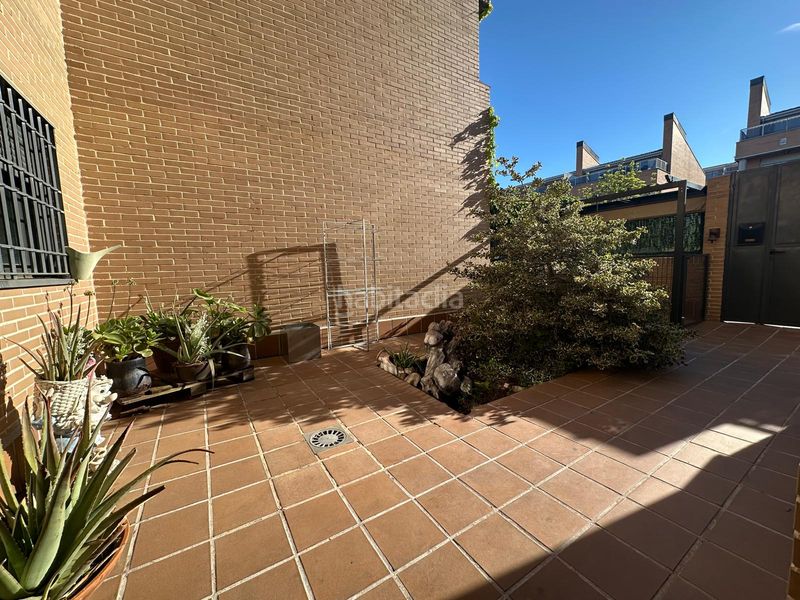 Foto 71ada64f-8b22-4775-9fed-79cde5e6a48d. Xalet amb xemeneia calefacció aparcament piscina a Arroyomolinos