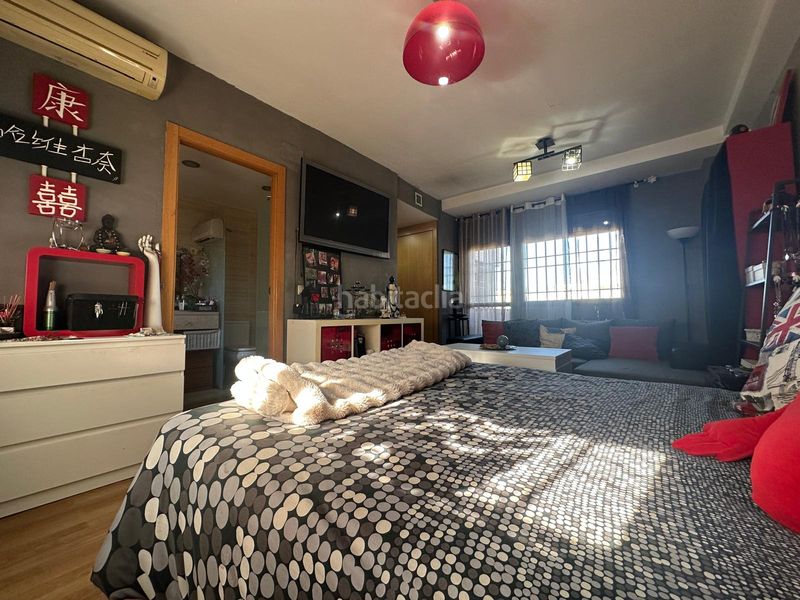 Foto 728d45cd-faf5-4a28-b62c-8c26ff311d07. Xalet amb xemeneia calefacció aparcament piscina a Arroyomolinos